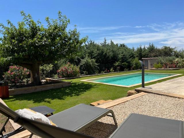 Une Nuit En Luberon Puyvert Exterior foto